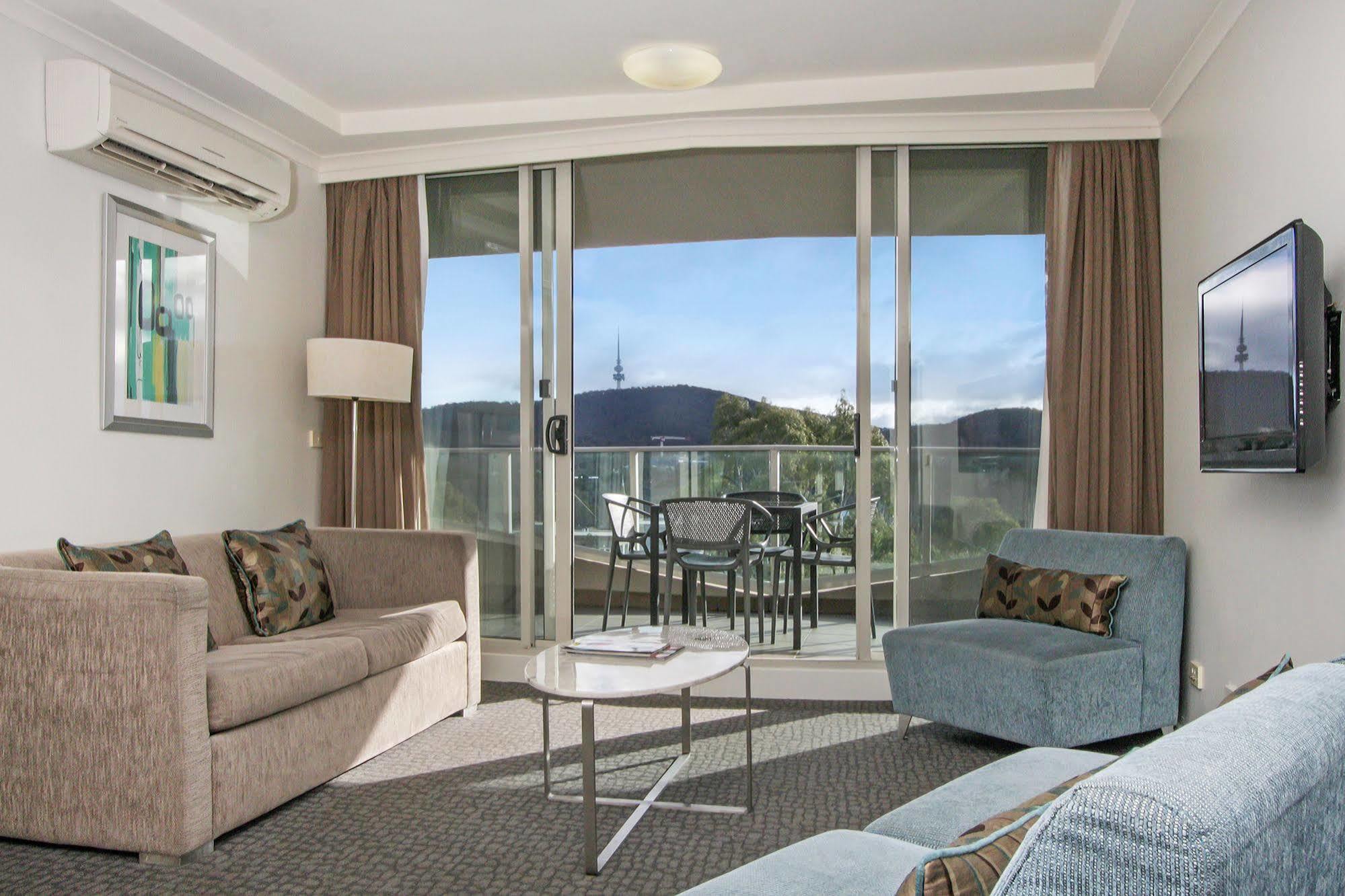 Pacific Suites Canberra Exterior foto
